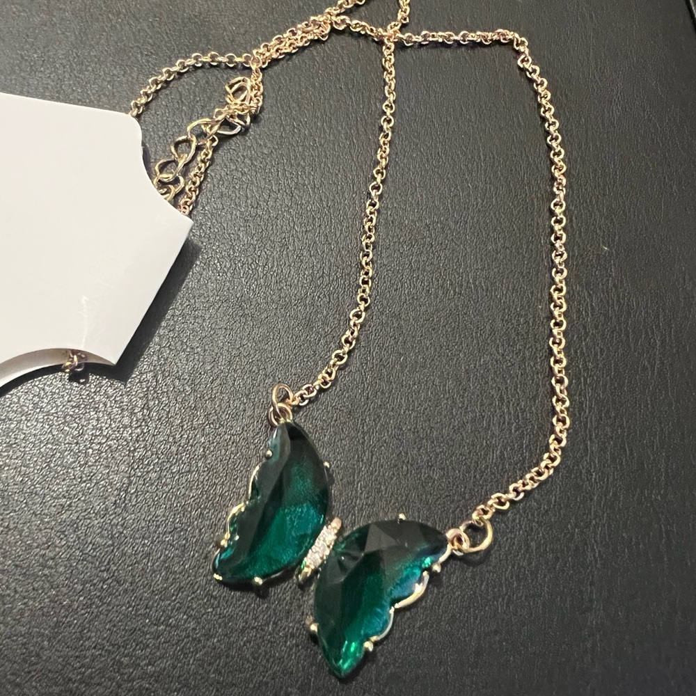 Emerald butterfly gold necklace